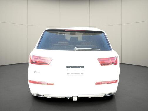 2019 Audi Q7 55 Premium