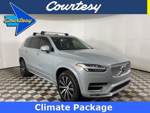 2025 Volvo XC90 B6 Core