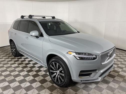 2025 Volvo XC90 B6 Core