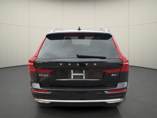 2022 Volvo XC60 B6 Inscription