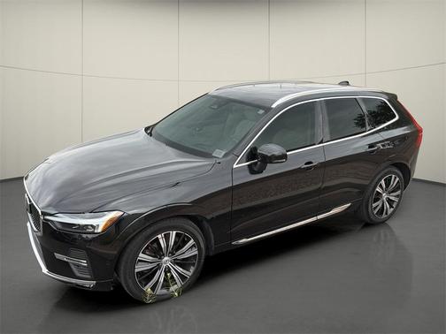 2022 Volvo XC60 B6 Inscription