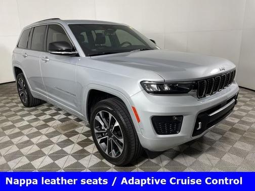 2022 Jeep Grand Cherokee Overland
