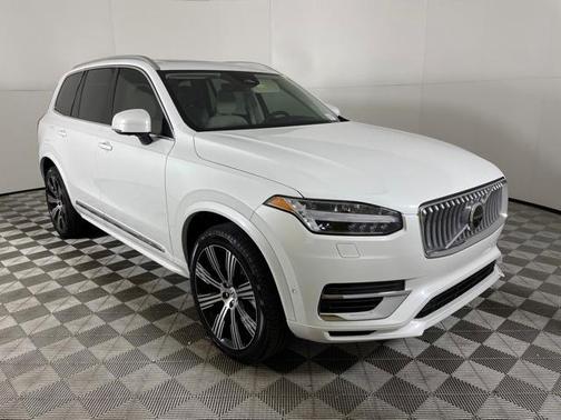 2024 Volvo XC90 Recharge Plug-In Hybrid T8 Plus 6 Passenger