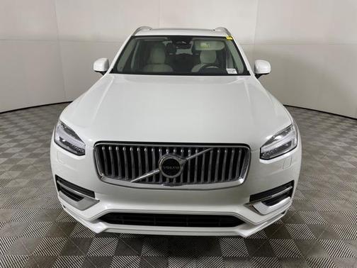 2024 Volvo XC90 Recharge Plug-In Hybrid T8 Plus 6 Passenger
