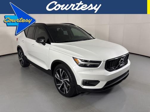 2019 Volvo XC40 R-DESIGN
