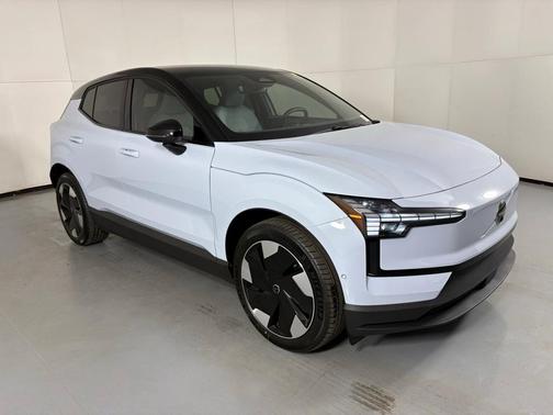 2026 Volvo EX30 Twin Motor Ultra