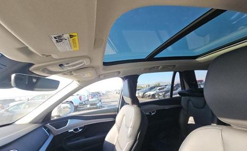 2025 Volvo XC90 B5 Core