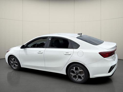 Clear White 2019 Kia Forte LXS