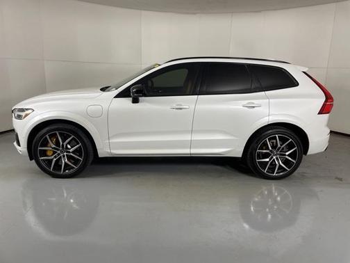 2021 Volvo XC60 Recharge Plug-In Hybrid T8 Polestar