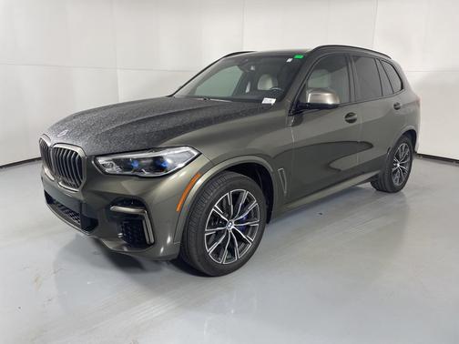 2022 BMW X5 M50i