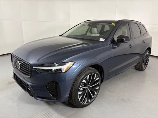 2026 Volvo XC60 B5 Ultra