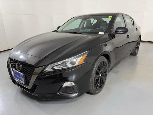 2021 Nissan Altima 2.5 SR