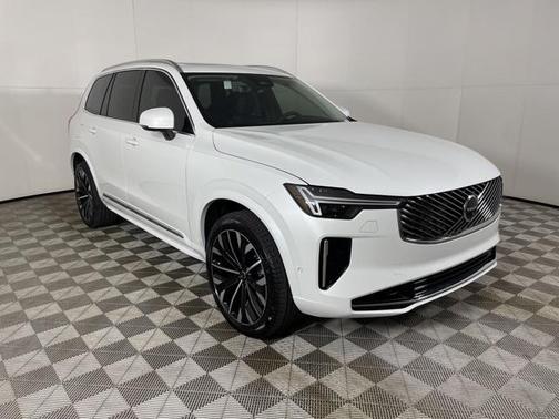 2025 Volvo XC90 Plug-In Hybrid T8 Plus 6-Seater