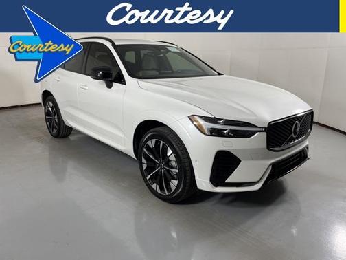 2026 Volvo XC60 T8 PLUS