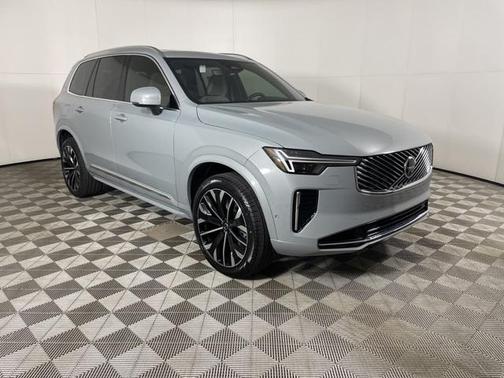 2025 Volvo XC90 Plug-In Hybrid T8 Plus 7-Seater