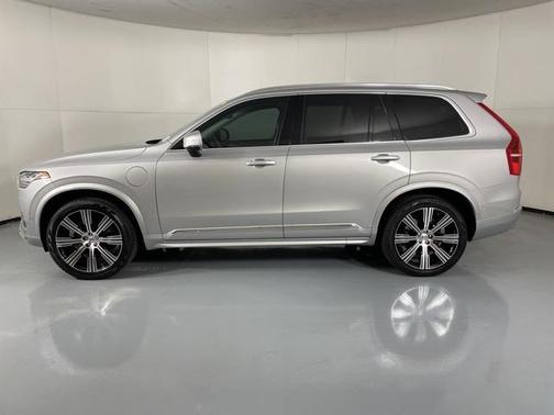 2024 Volvo XC90 Recharge Plug-In Hybrid T8 Plus 6 Passenger