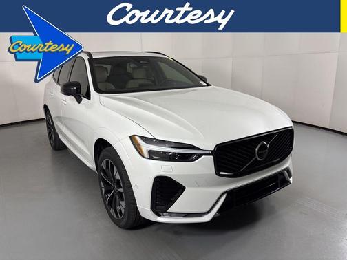 2026 Volvo XC60 B5 Plus