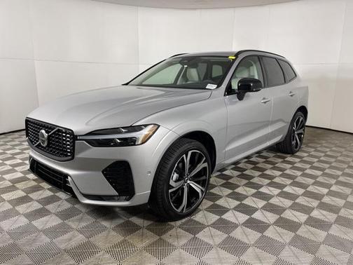 2025 Volvo XC60 B5 AWD Ultra