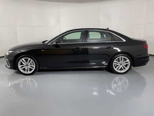 2024 Audi A4 45 S line quattro Premium