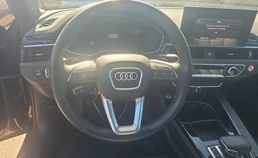 2024 Audi A4 45 S line quattro Premium