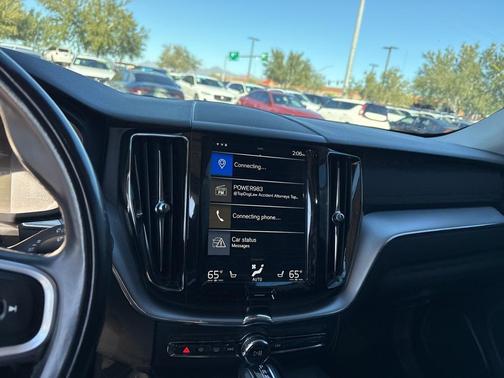 2018 Volvo XC60 T6 Momentum