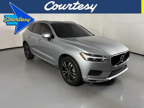 2018 Volvo XC60 T6 Momentum