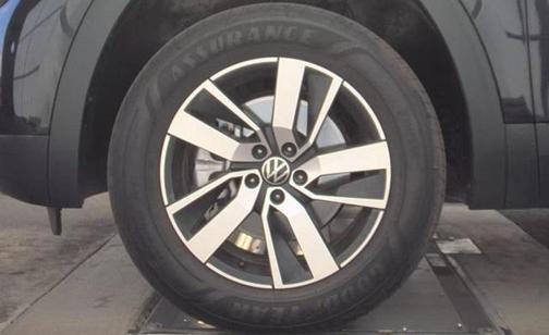 2023 Volkswagen Atlas 2.0T SE