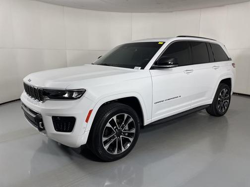 2022 Jeep Grand Cherokee Overland