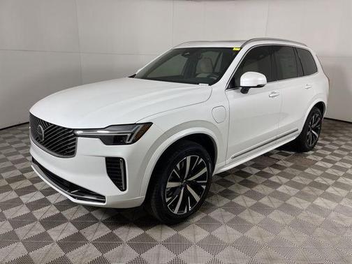 Crystal White Metallic 2025 Volvo XC90 Plug-In Hybrid T8 Core 7-Seater