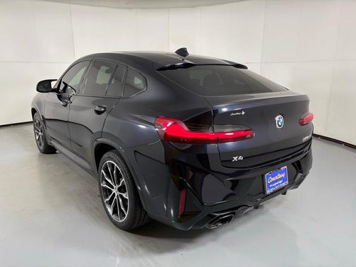 2023 BMW X4 M40i