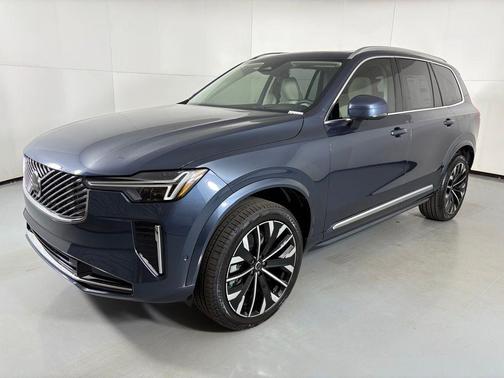 2026 Volvo XC90 B6 Ultra 7-Seater