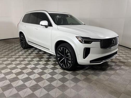 2025 Volvo XC90 Plug-In Hybrid T8 Ultra 6-Seater