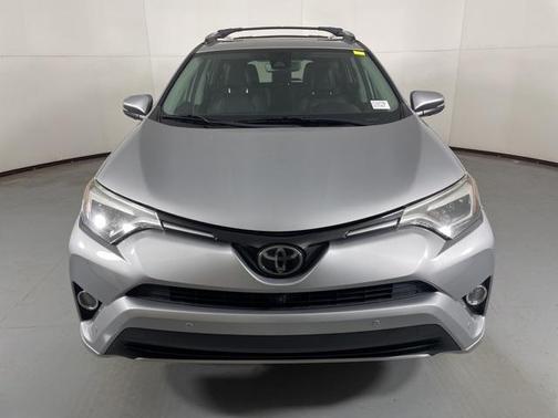 2017 Toyota RAV4 Platinum