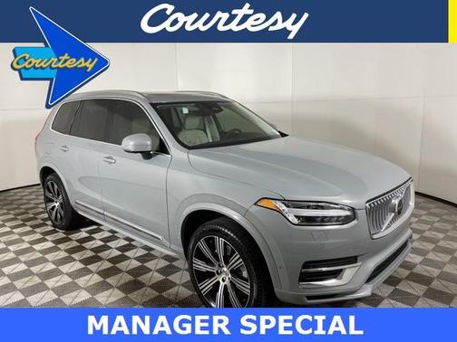 2025 Volvo XC90 Plug-In Hybrid T8 Plus 7-Seater