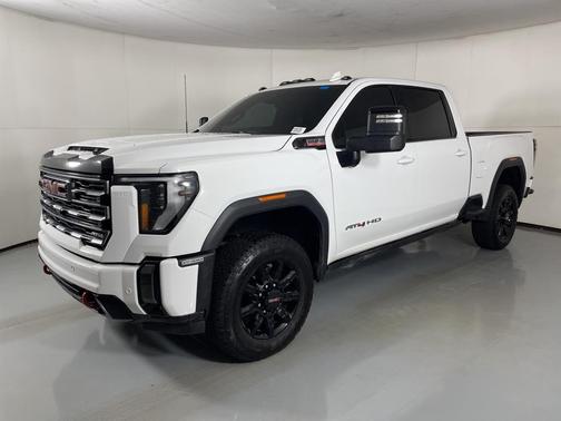 2024 GMC Sierra 2500 AT4