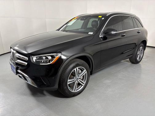 Black 2022 Mercedes-Benz GLC 300 Base
