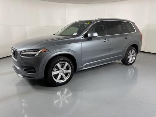 2020 Volvo XC90 T6 Momentum 6 Passenger