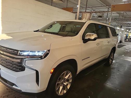 2023 Chevrolet Suburban Premier