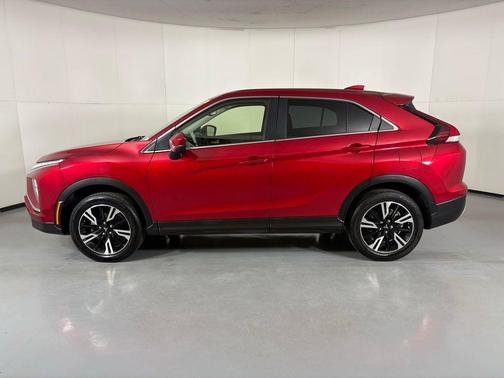 Silver 2024 Mitsubishi Eclipse Cross SE