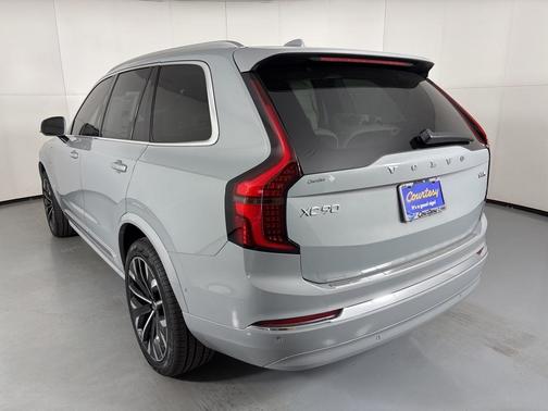 2026 Volvo XC90 Plug-In Hybrid T8 Ultra 7-Seater