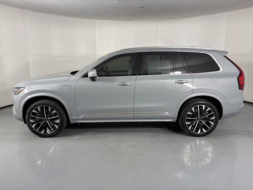 2026 Volvo XC90 Plug-In Hybrid T8 Ultra 7-Seater