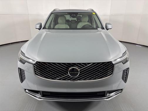 2026 Volvo XC90 Plug-In Hybrid T8 Ultra 7-Seater