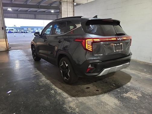 2024 Kia Seltos EX