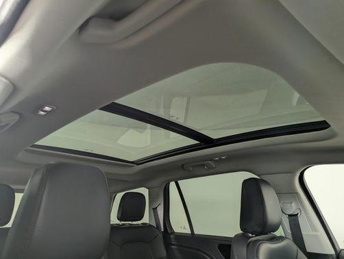 Pristine White 2025 Lincoln Aviator Premiere