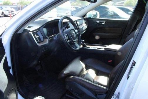 2019 Volvo XC60 T5 Inscription