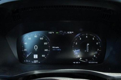 2019 Volvo XC60 T5 Inscription
