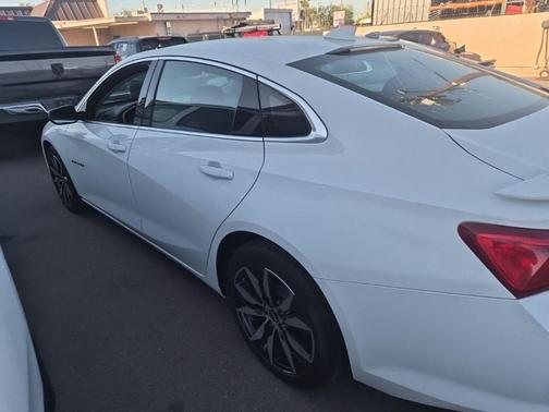 2023 Chevrolet Malibu RS