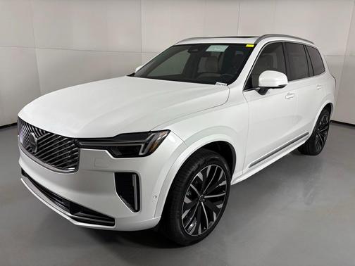 2026 Volvo XC90 B6 Plus 7-Seater