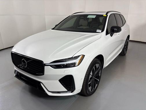 2026 Volvo XC60 B5 Plus