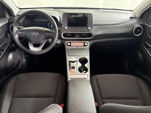 2023 Hyundai KONA EV SE